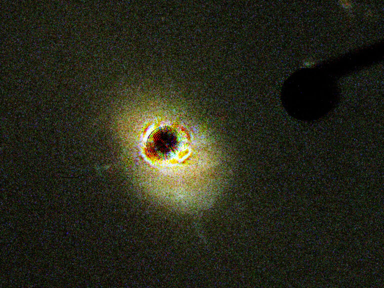 https://dev.universemagazine.com/wp-content/uploads/2022/05/3-2_3c273-quasar-galaxy.jpg