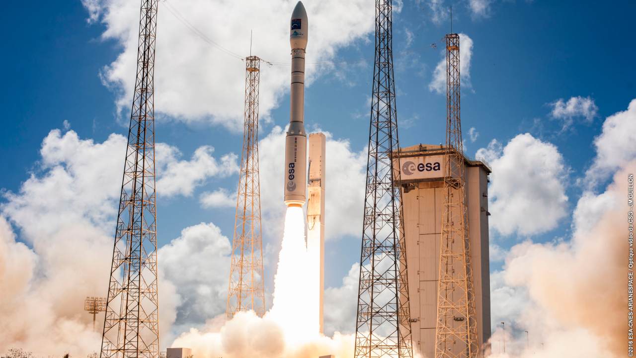 Запуск ракеты Vega
