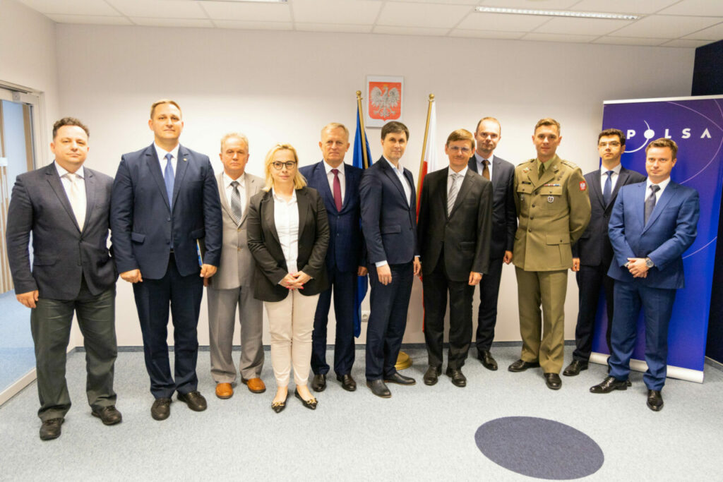 Украина предоставила Польше доступ к своим телескопам Украина и Польша договорились о сотрудничестве в космической сфере