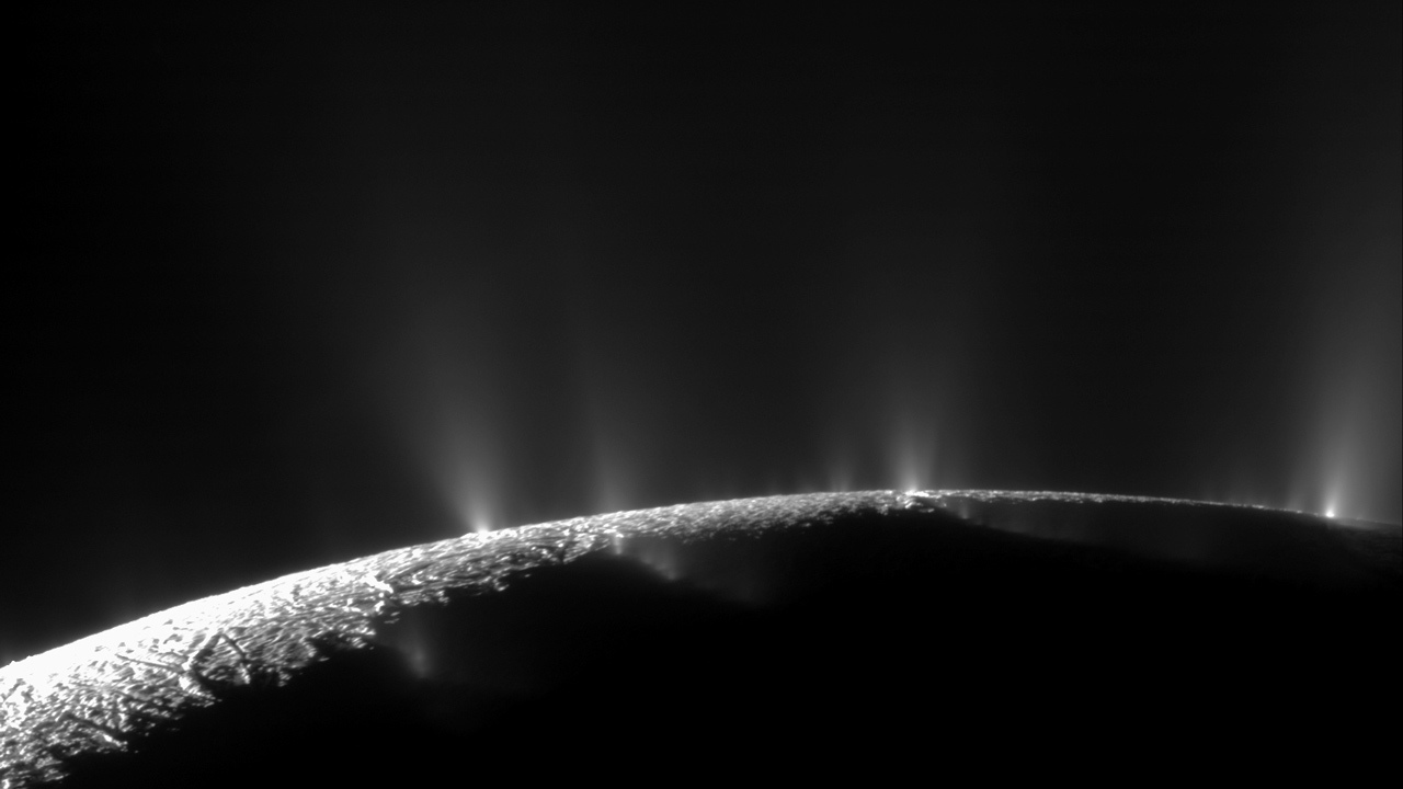 https://dev.universemagazine.com/wp-content/uploads/2022/08/19.jpg