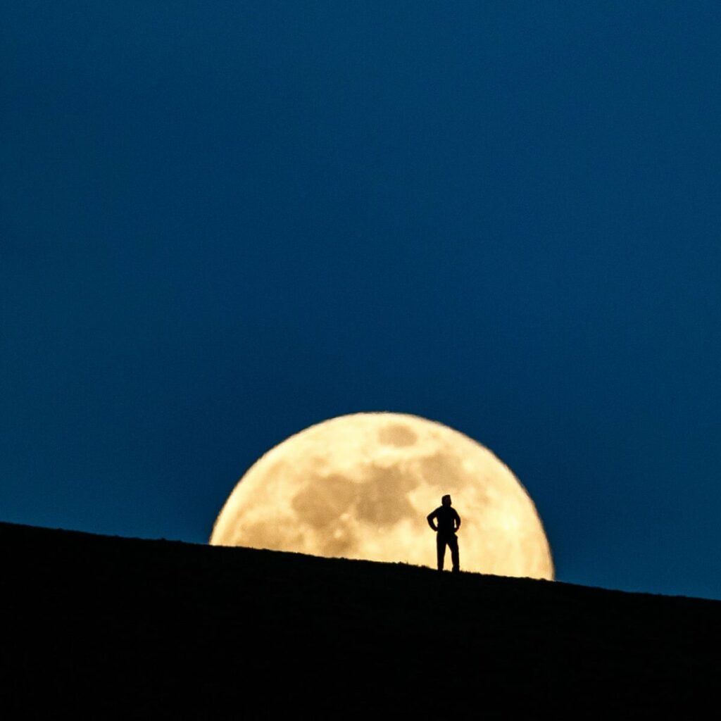 https://dev.universemagazine.com/wp-content/uploads/2022/08/2821.jpg