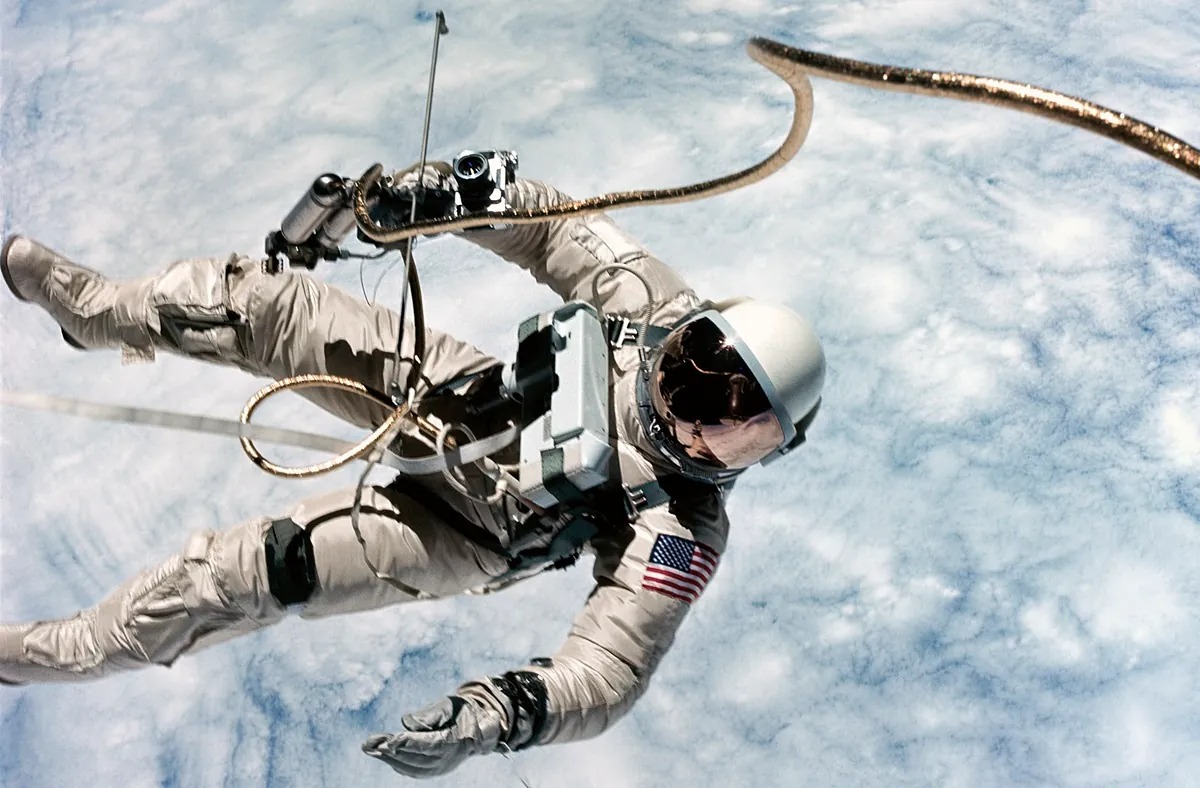 Фотографія астронавта Gemini IV Еда Вайта