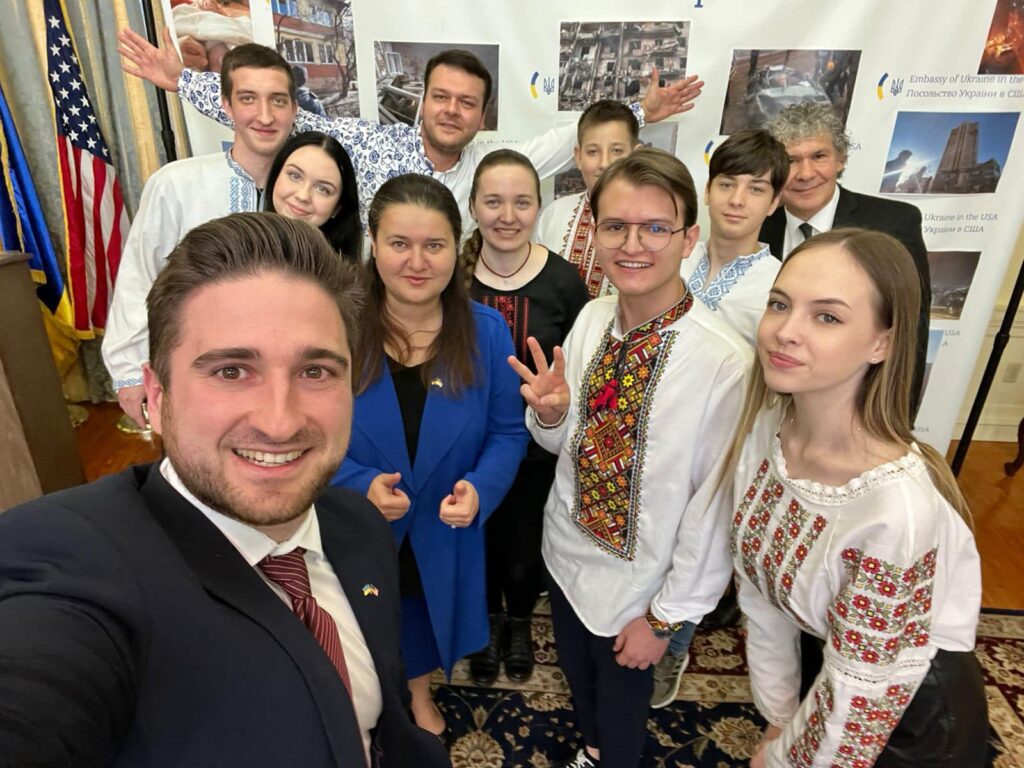 Оксана Макарова зустрілася з українськими учнями Оксана Макарова зустрілася з українськими учнями, експерименти яких полетять на МКС