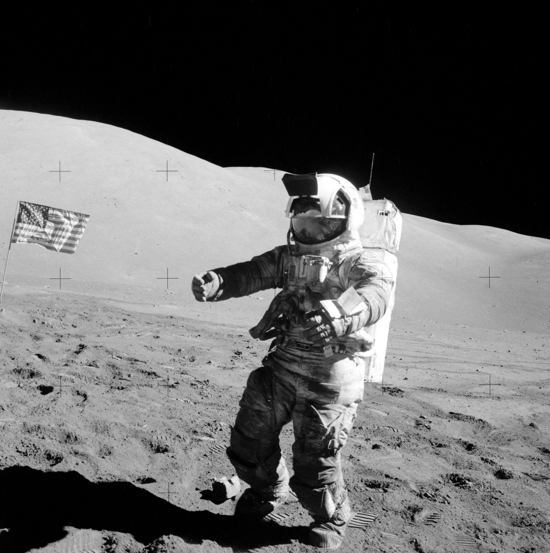 Отреставрированное фото миссии Apollo 17, на котором изображен Гаррисон «Джек» Шмитт, оказавшийся последним, снятым на Луне астронавтами
