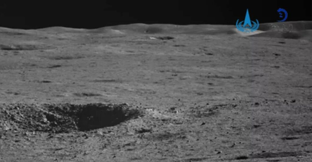 Панорама Місяця, передана «Юйту-2» Панорама Місяця, передана «Юйту-2»