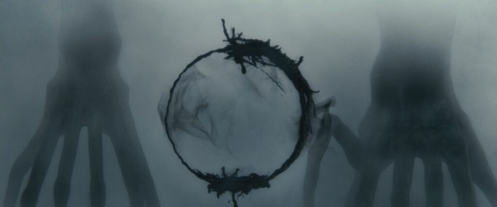 https://dev.universemagazine.com/wp-content/uploads/2023/04/1a68d1d2-762f-42f9-bc2e-4d2109274c0c-ill3-3-arrival-heptapod-b.jpg