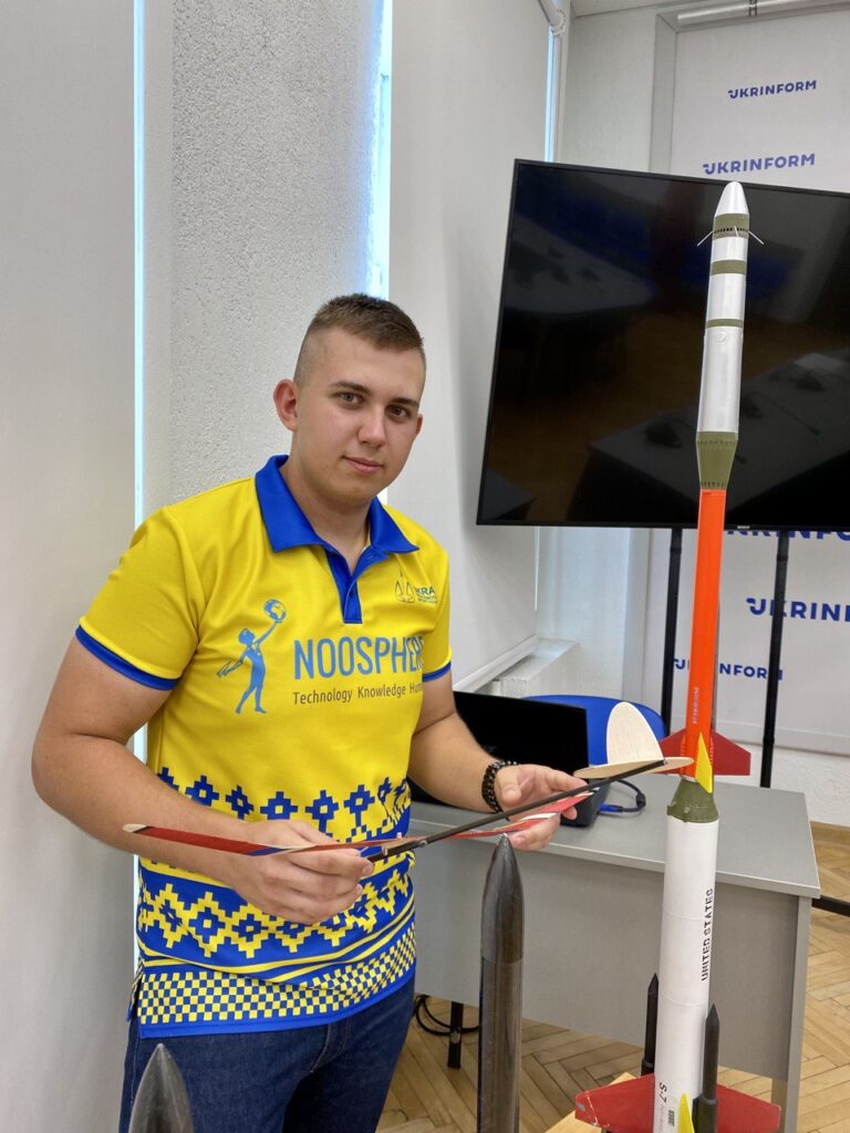 Родіон Струзман Родіон Струзман