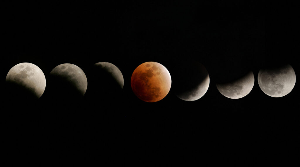 https://dev.universemagazine.com/wp-content/uploads/2023/09/221104-total-eclipse-moon-al-1027-5d4a57.jpg