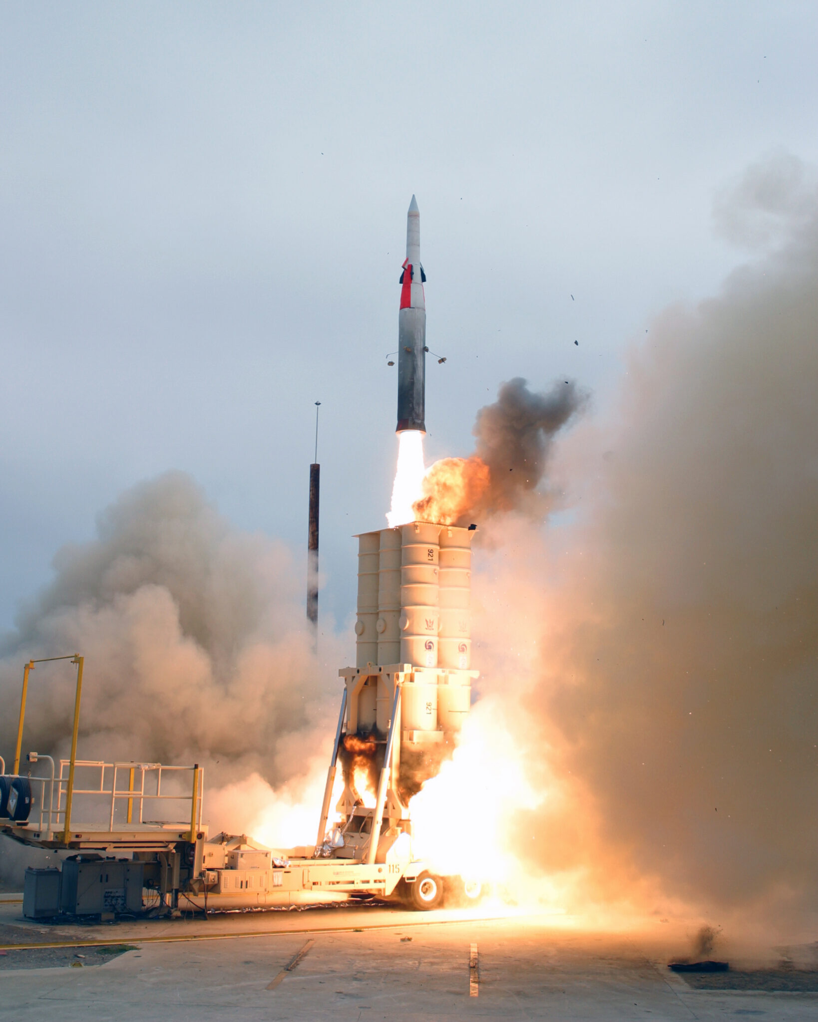 https://dev.universemagazine.com/wp-content/uploads/2023/11/arrow_anti-ballistic_missile_launch-scaled.jpg