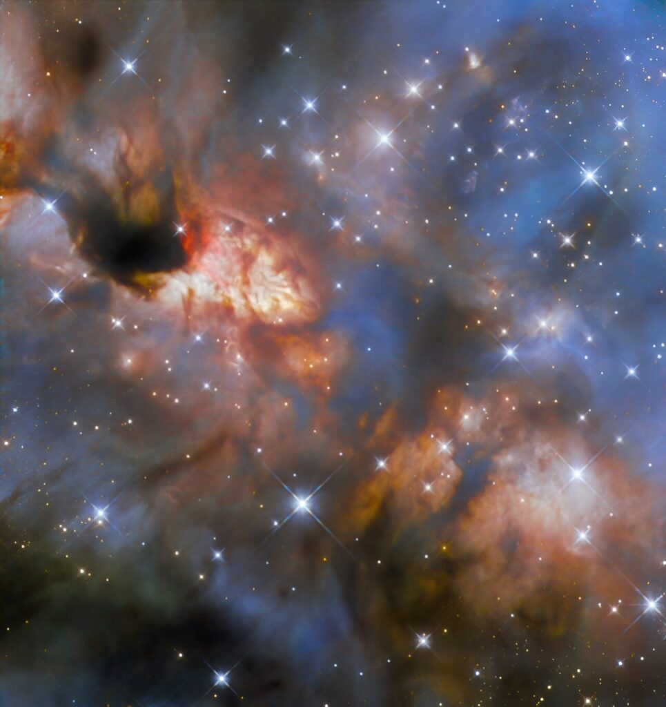 Область зореутворення IRAS 16562-3959 очіма телескопу Hubble Область зореутворення IRAS 16562-3959 очіма телескопу Hubble