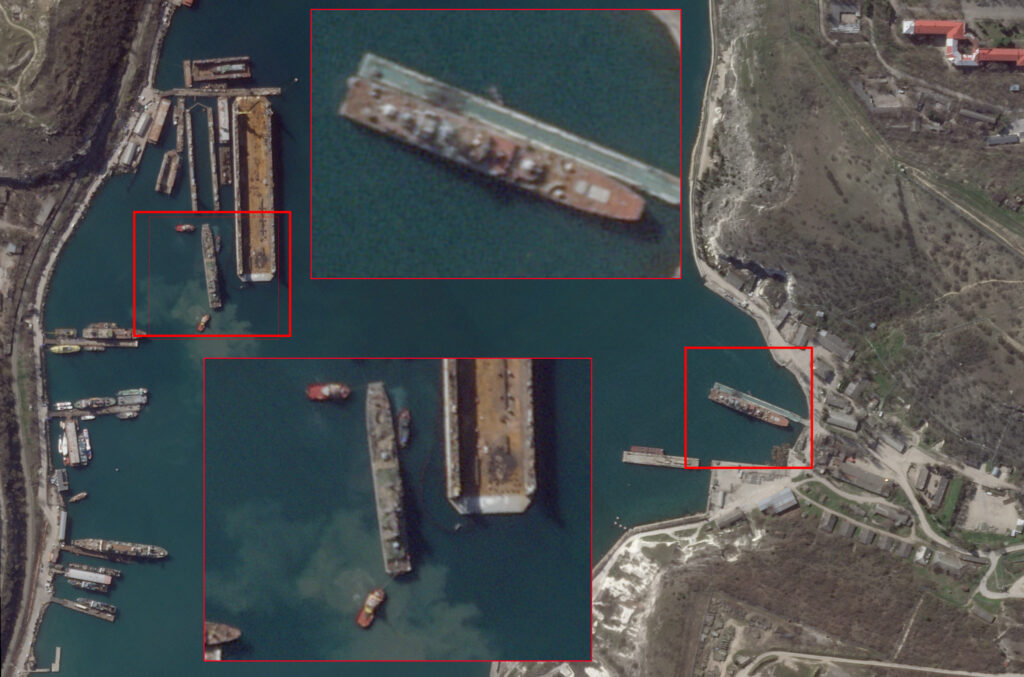 Російські кораблі в Криму Російські кораблі в Криму