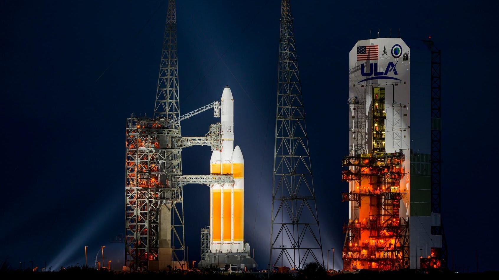 Delta IV Heavy