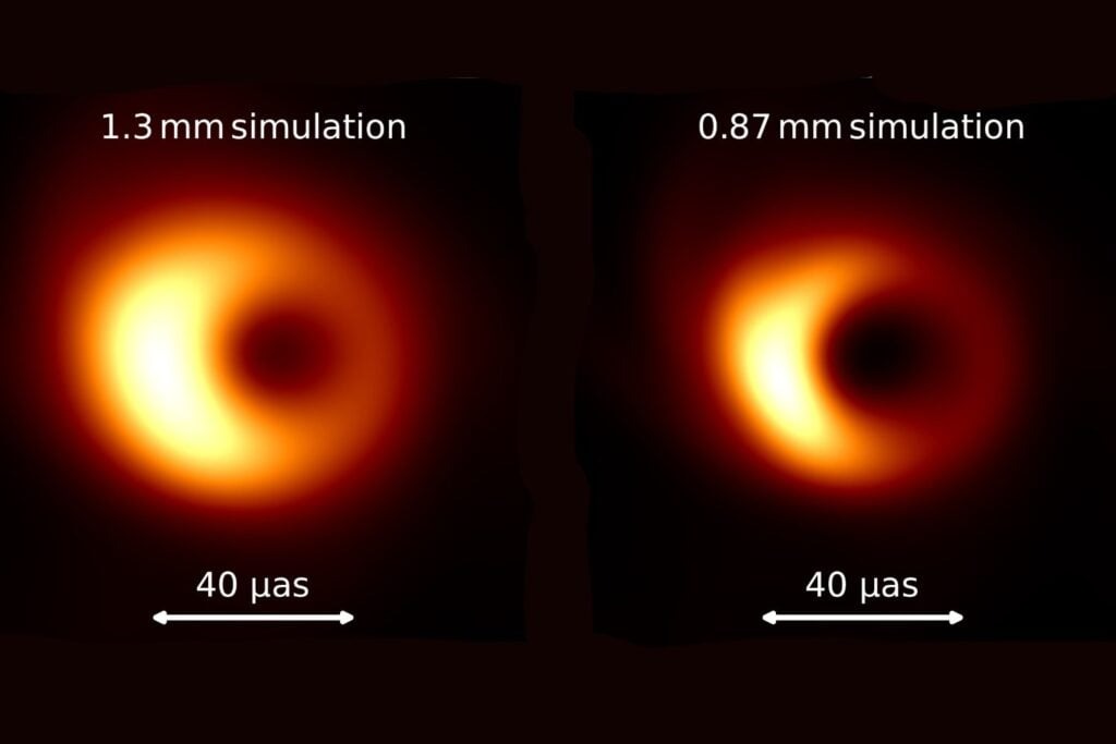 Смоделированные изображения, демонстрирующие излучение черной дыры