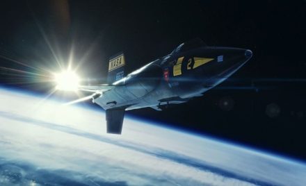 Кадр із фільму Edge of Space