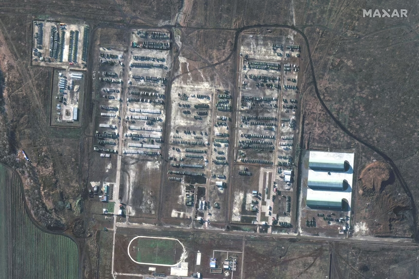 Скупчення російських військ поблизу від селища Солоті Білгородській області у грудні 2021 року.