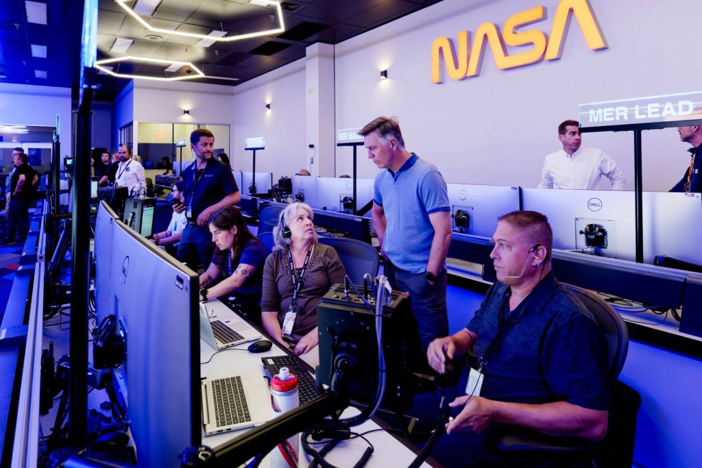 Mission Evaluation Room