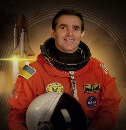 Леонід Каденюк