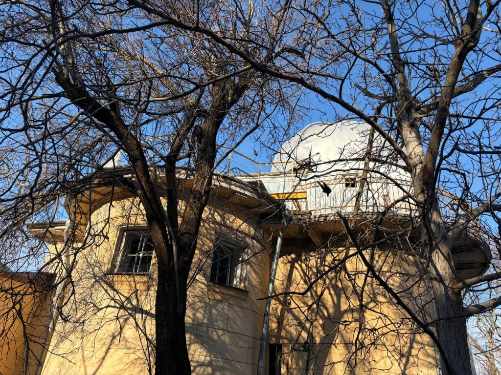 Одеська обсерваторія постраждала від удару російських ракет Одеська обсерваторія постраждала від удару російських ракет