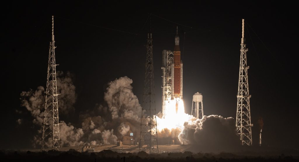 Старт миссии Artemis I