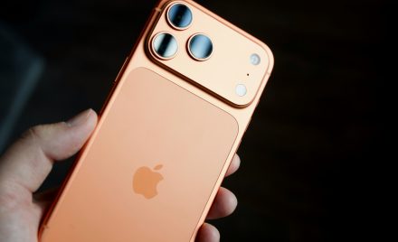 iPhone 17