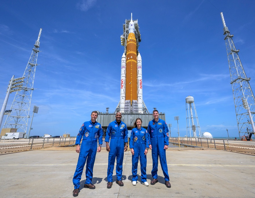 Экипаж Artemis-2 Экипаж Artemis-2
