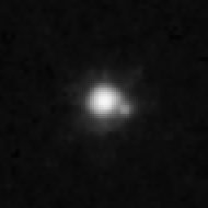 Gǃk&uacute;nǁʼh&ograve;md&iacute;m&agrave; та її супутник Gǃ&ograve;ʼ&eacute; ǃH&uacute; на знімку телескопа Hubble