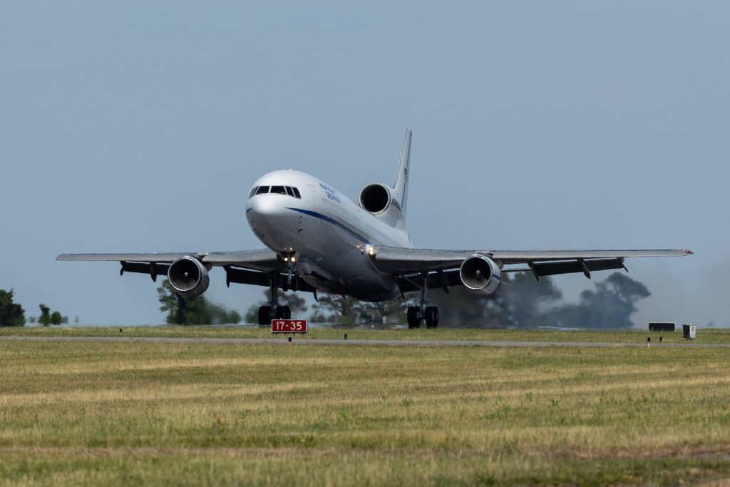 Lockheed L-1011 Stargazer