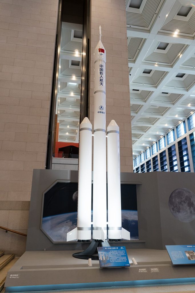 Макет ракети «Чанчжен-10»